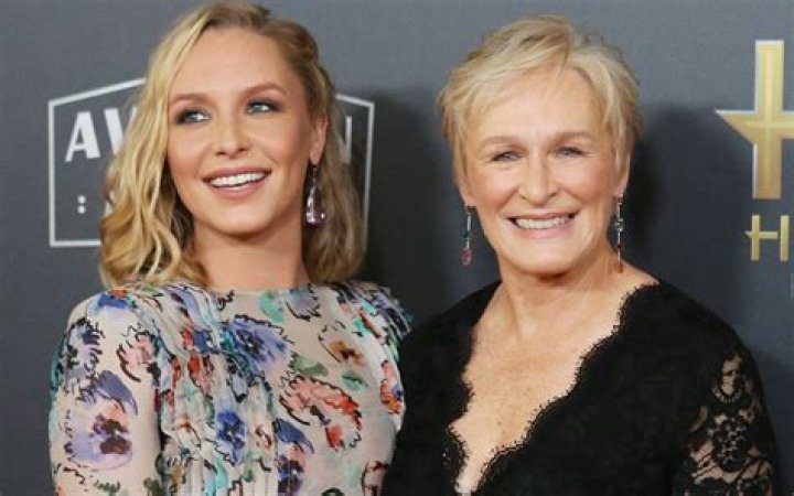 Glenn Close Spouse Age Daughter Net Worth Height Is She Gay?