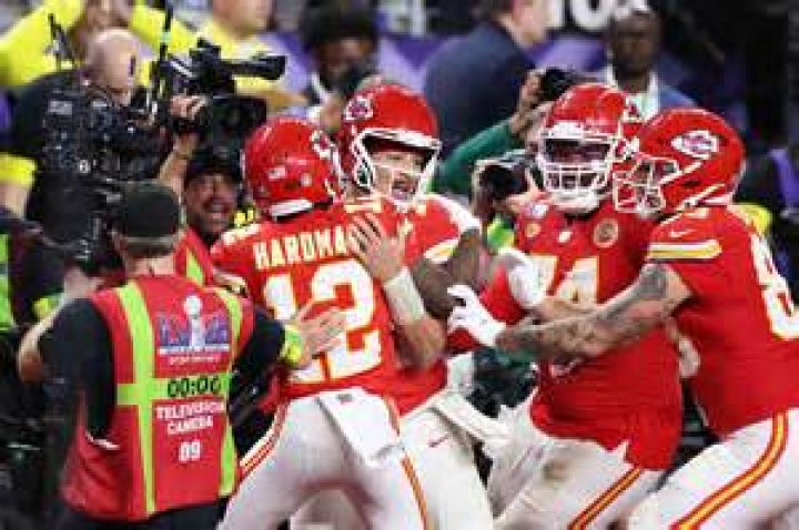 How rich is the Chiefs QB? ·