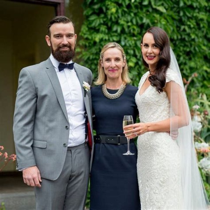 Is Avi Kaplan Married?Who is his wife or girlfriend?Age, Size, Gay