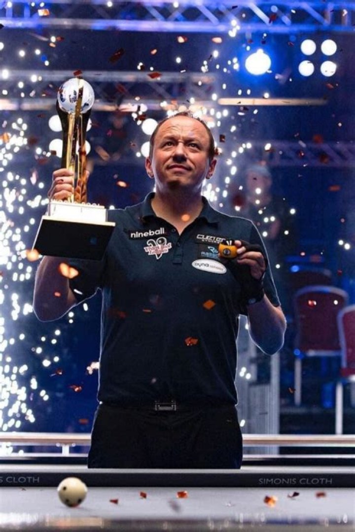 Is The Pool Player Married? ·