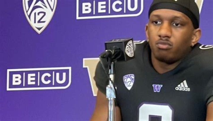 Meet Girlfriend Olivia Carter ·