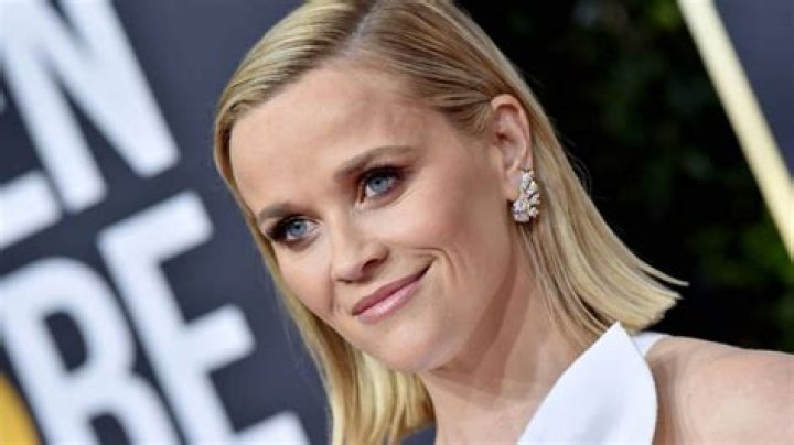 Reese Witherspoon wows in sparkly string bikini leaving fans in disbelief