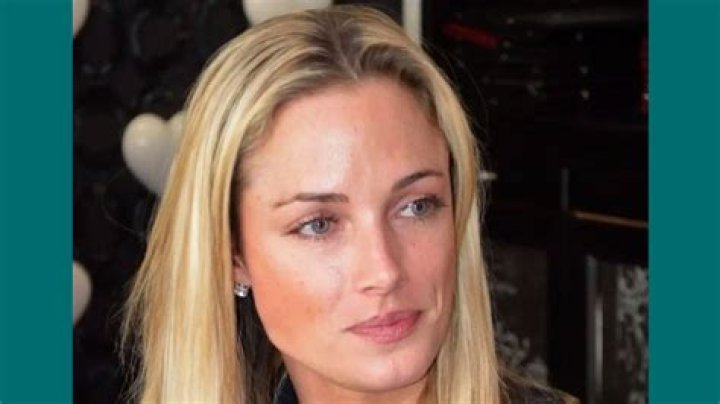 Reeva Steenkamp Measurements, Bikini, Net Worth, Hot, Legs, Injuries, Sexy, Age, Family