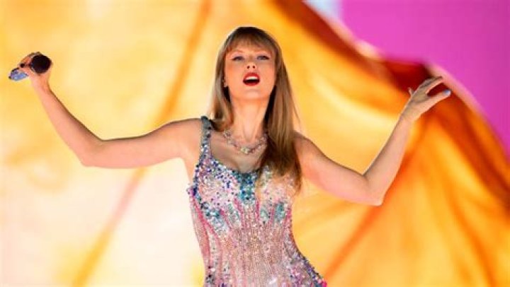 Unveiling The Hidden Wealth Of Taylor Swift's Mother: Discoveries And Insights