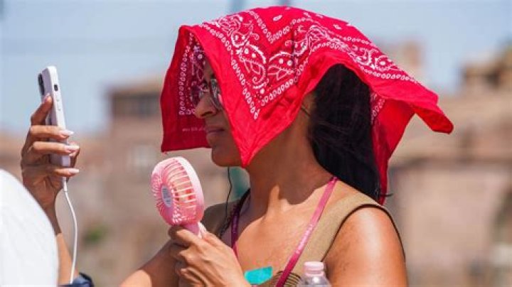 Urgent Spain holiday warning over extreme risk alert for popular resort as 43C Charon heat