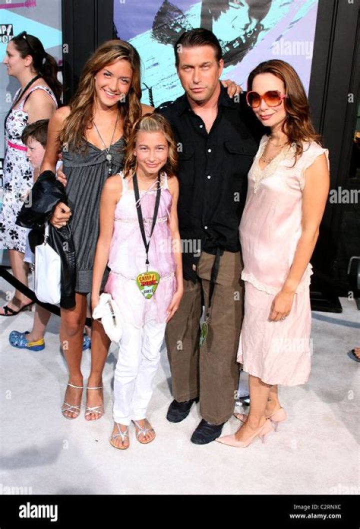 Who is Kennya Baldwin, wife of Stephen Baldwin?children, parents